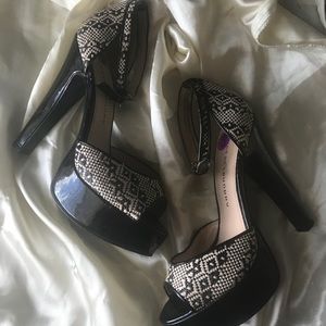 Aztec Tribal platform heels